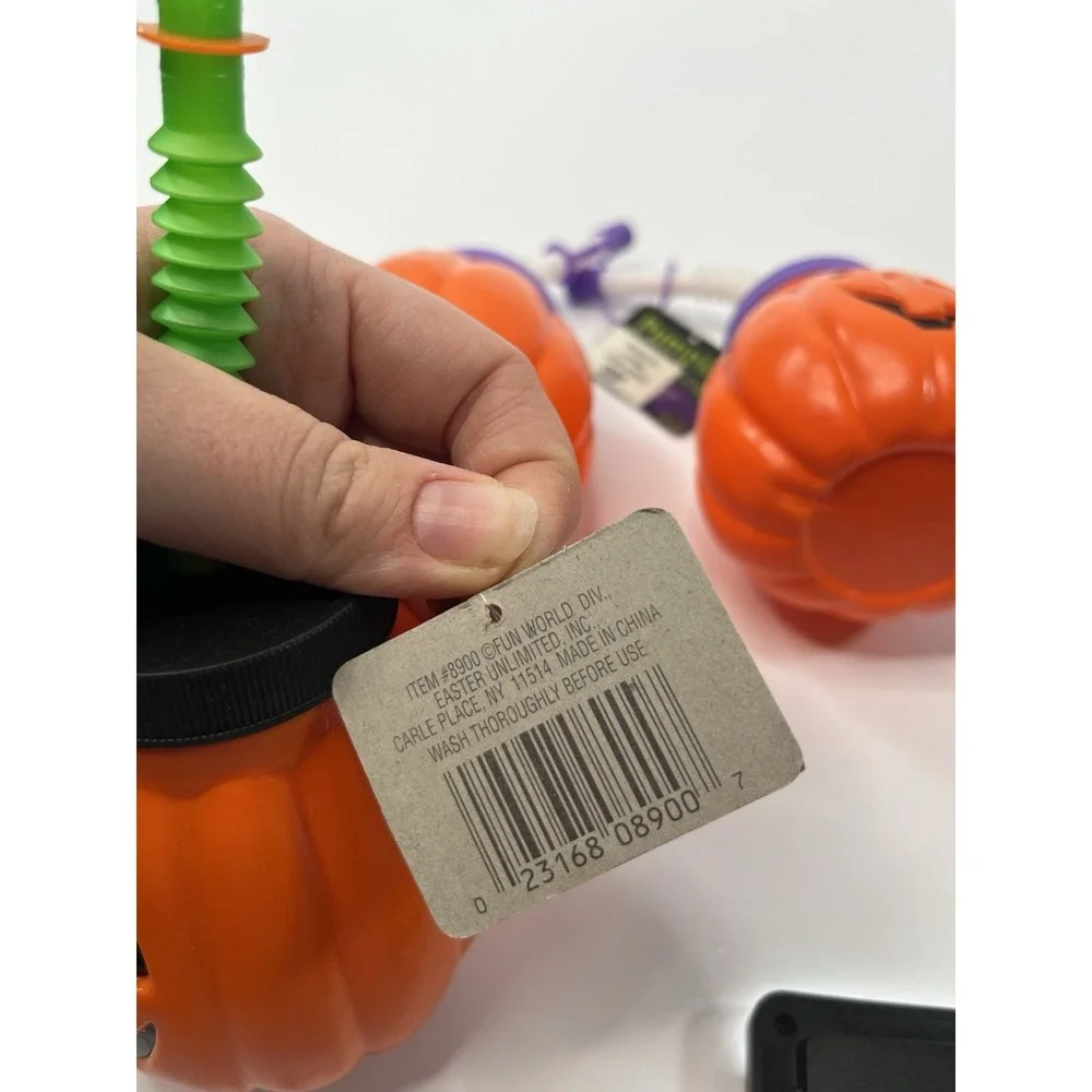 Lot Of Five 5 Plastic Pumpkin Mummy Halloween Cups With Lid And Bendy Straw